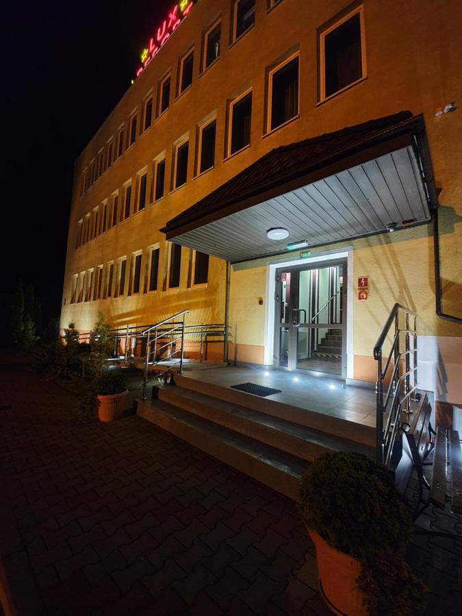 Lux Resort Красник Экстерьер фото