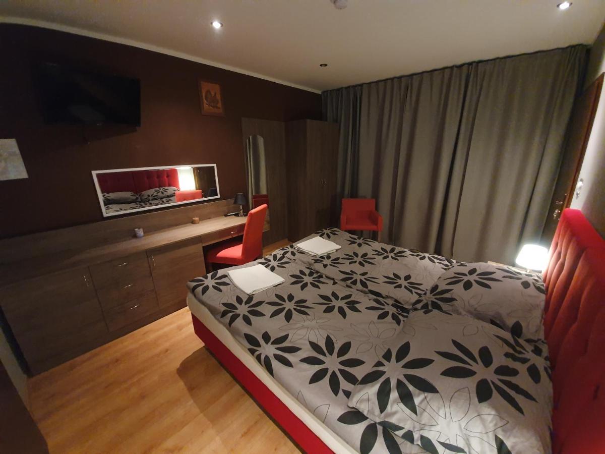 Lux Resort Красник Экстерьер фото
